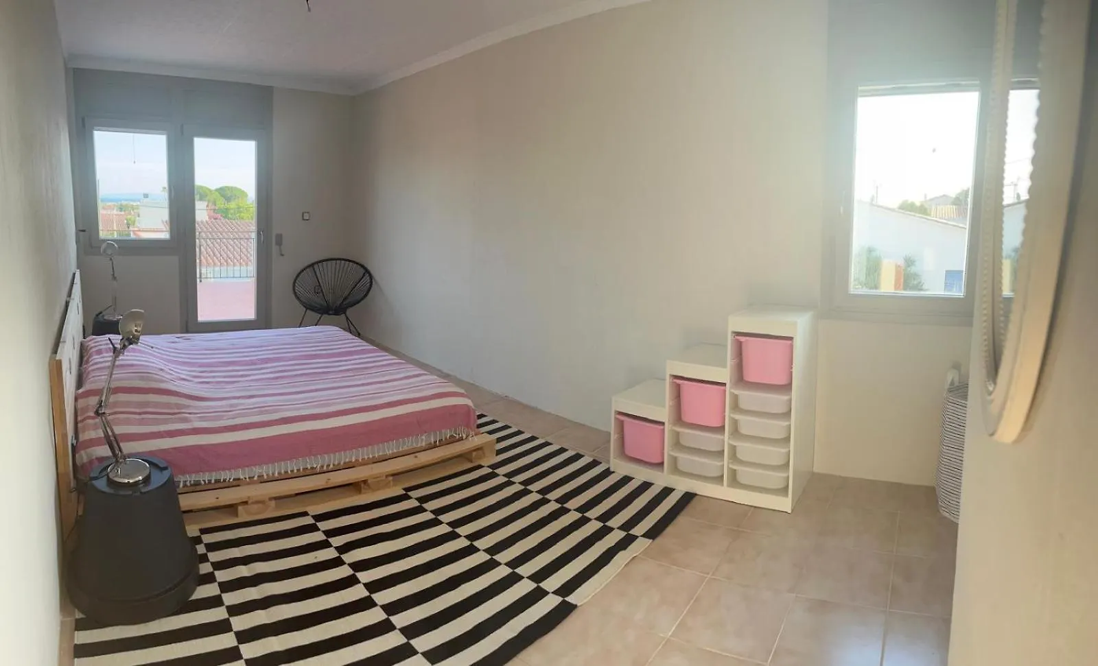 Maison De Vacances Familialle Roses Villa